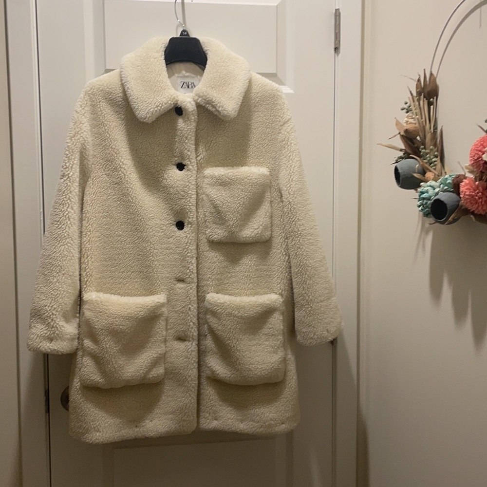 Zara white teddy coat - Picture 4 of 5